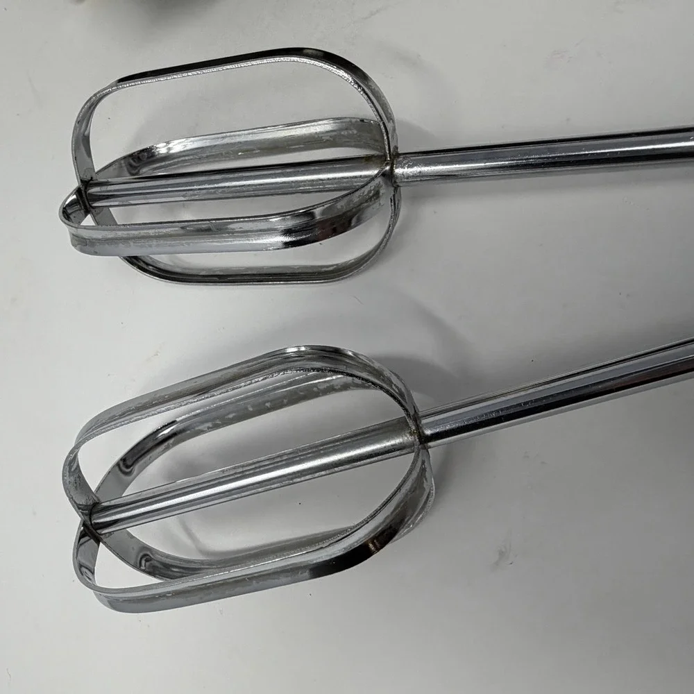 Vintage Sunbeam Mixmaster Hand Mixer 5 Speed Burst Of Power Mixer Only w/ Beater